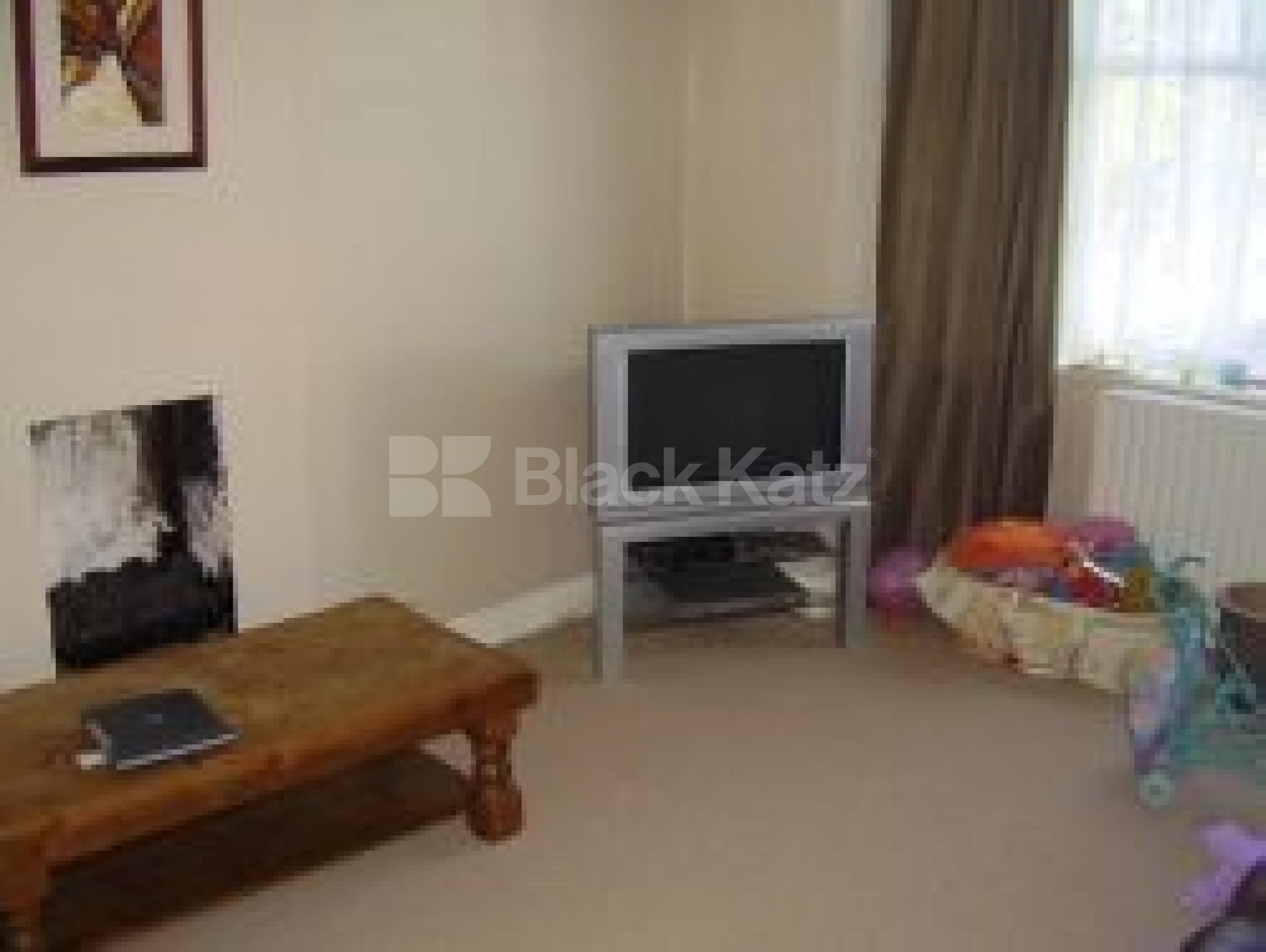 			New Instruction, 2 Bedroom, 1 bath, 1 reception Flat			 Dalmeny Avenue, TUFNELL PARK N7 N7